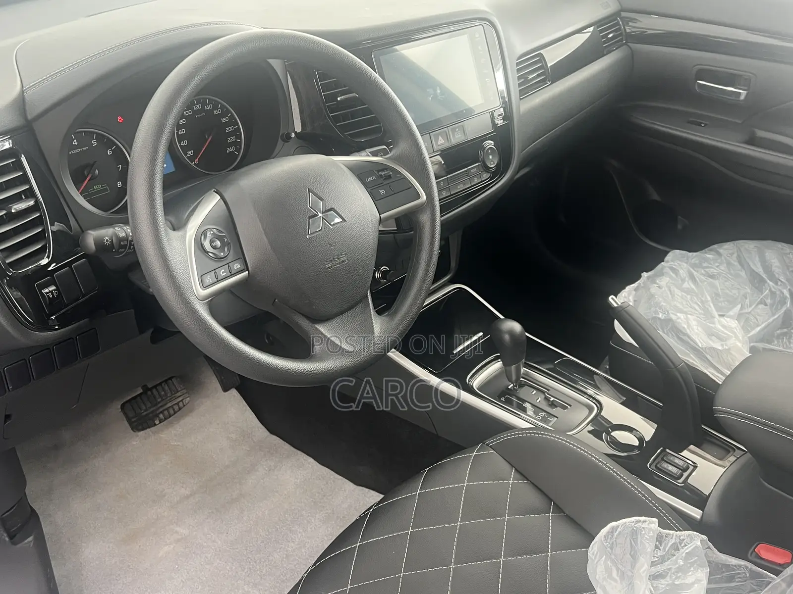 New Mitsubishi Outlander 2022 White