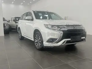 New Mitsubishi Outlander 2022 White