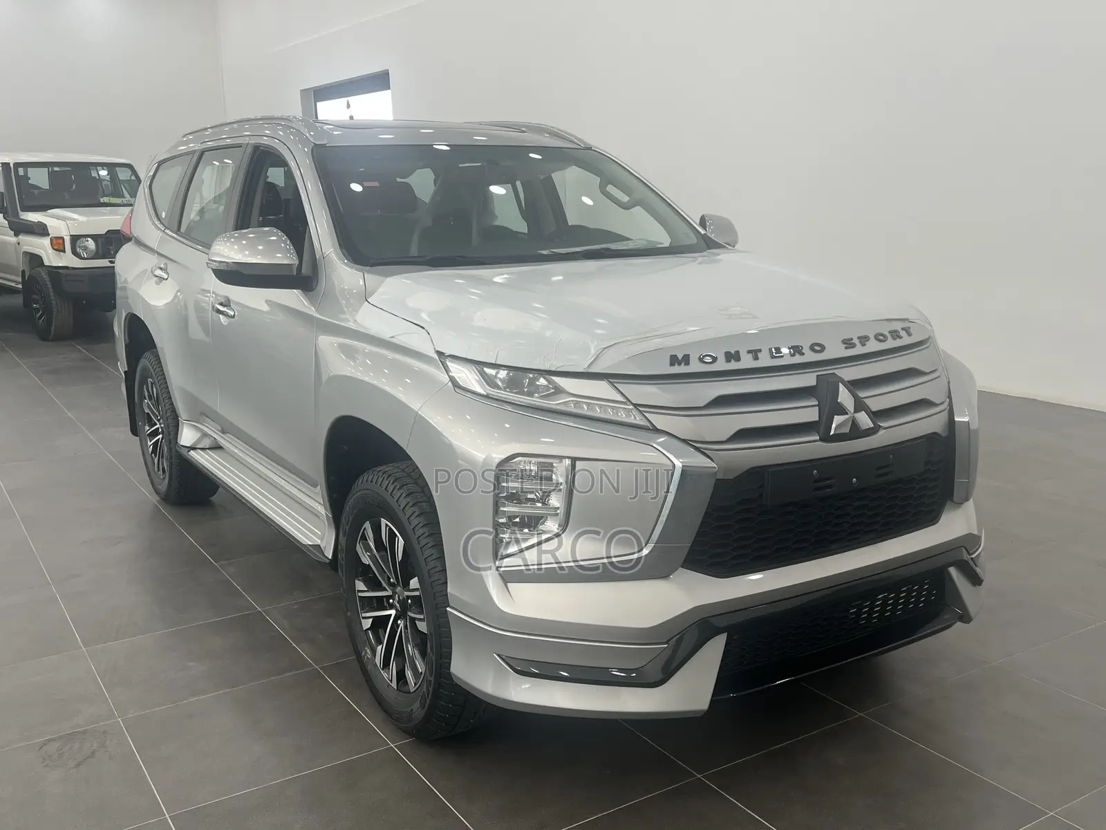 New Mitsubishi Montero Sport 2023 Silver