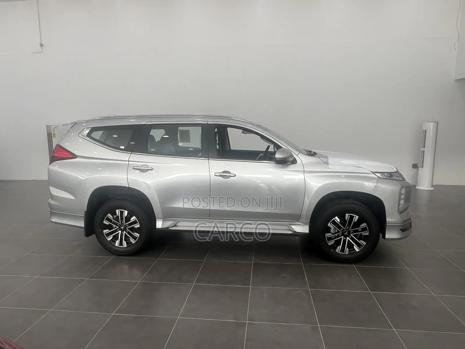 New Mitsubishi Montero Sport 2023 Silver