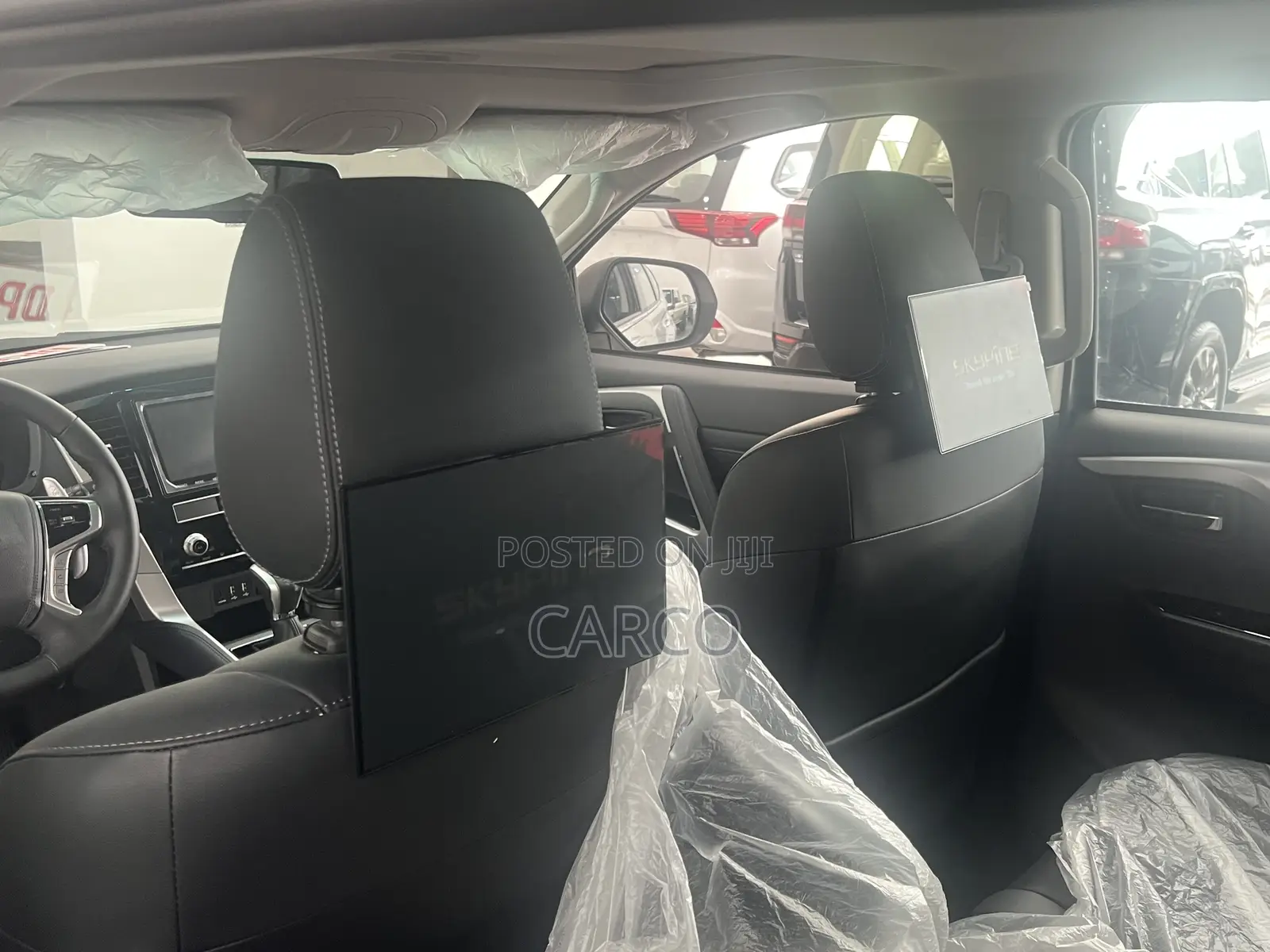 New Mitsubishi Montero Sport 2023 Silver