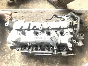Nissan Note 4 Plugs 8 Injectors Engine Head