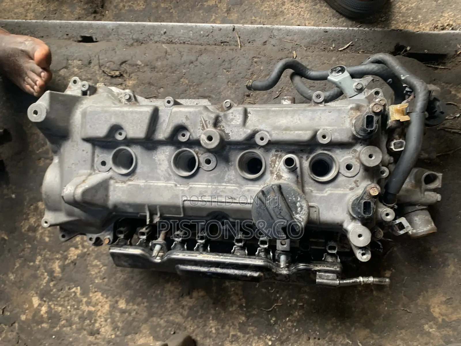 Nissan Note 4 Plugs 8 Injectors Engine Head