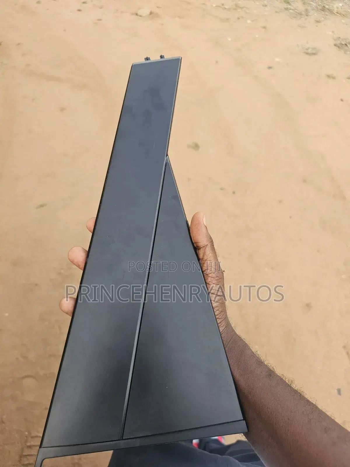 Honda Cr-v 2023-2025 Garnish, Right - Rr 72721-3a0-A01