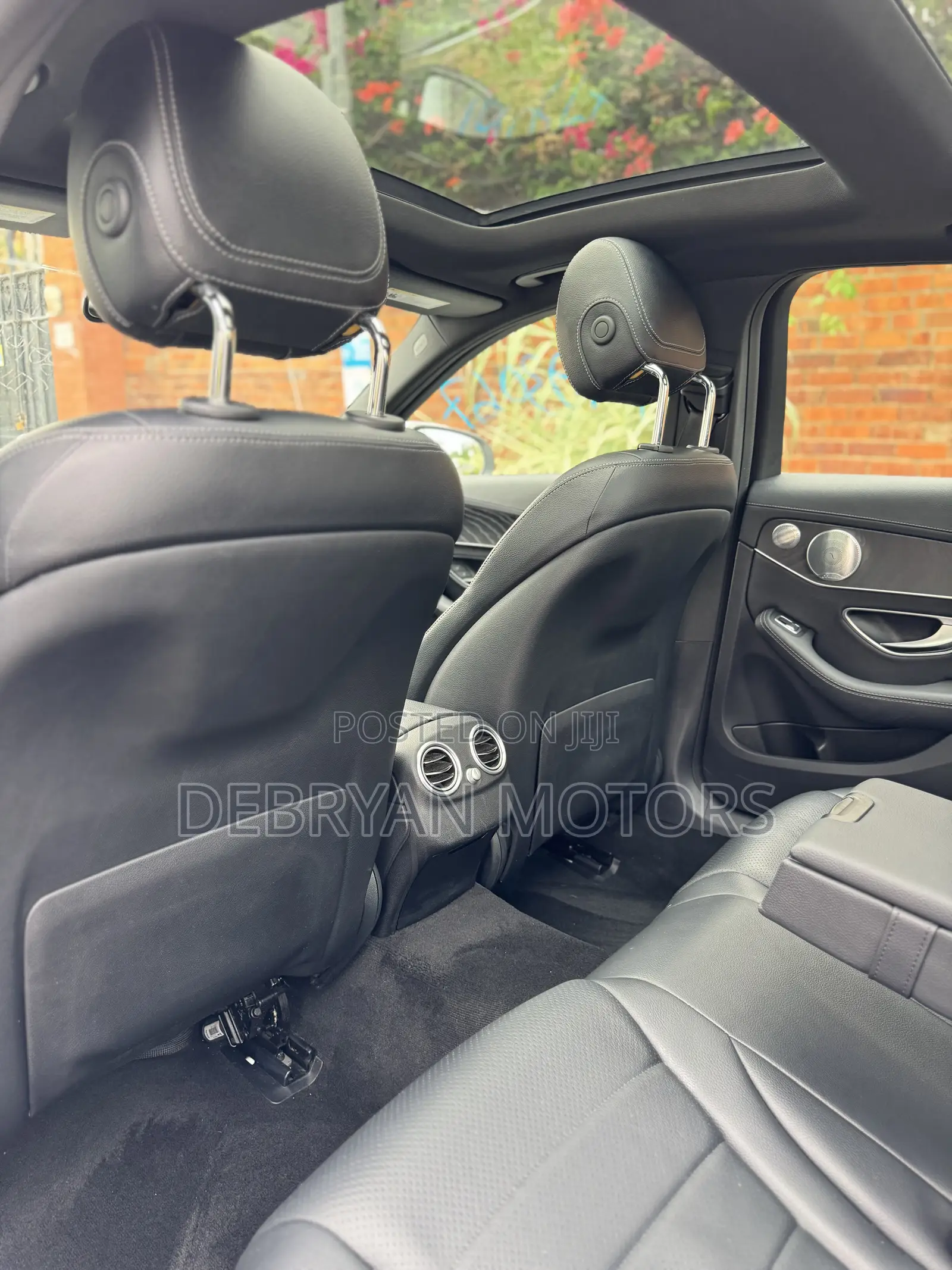 Mercedes-Benz C300 Sport 4dr AWD 4Matic Sedan (2.0L 4cyl 7A) 2015 White
