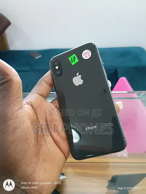 Photo - Apple iPhone X 256 GB Black