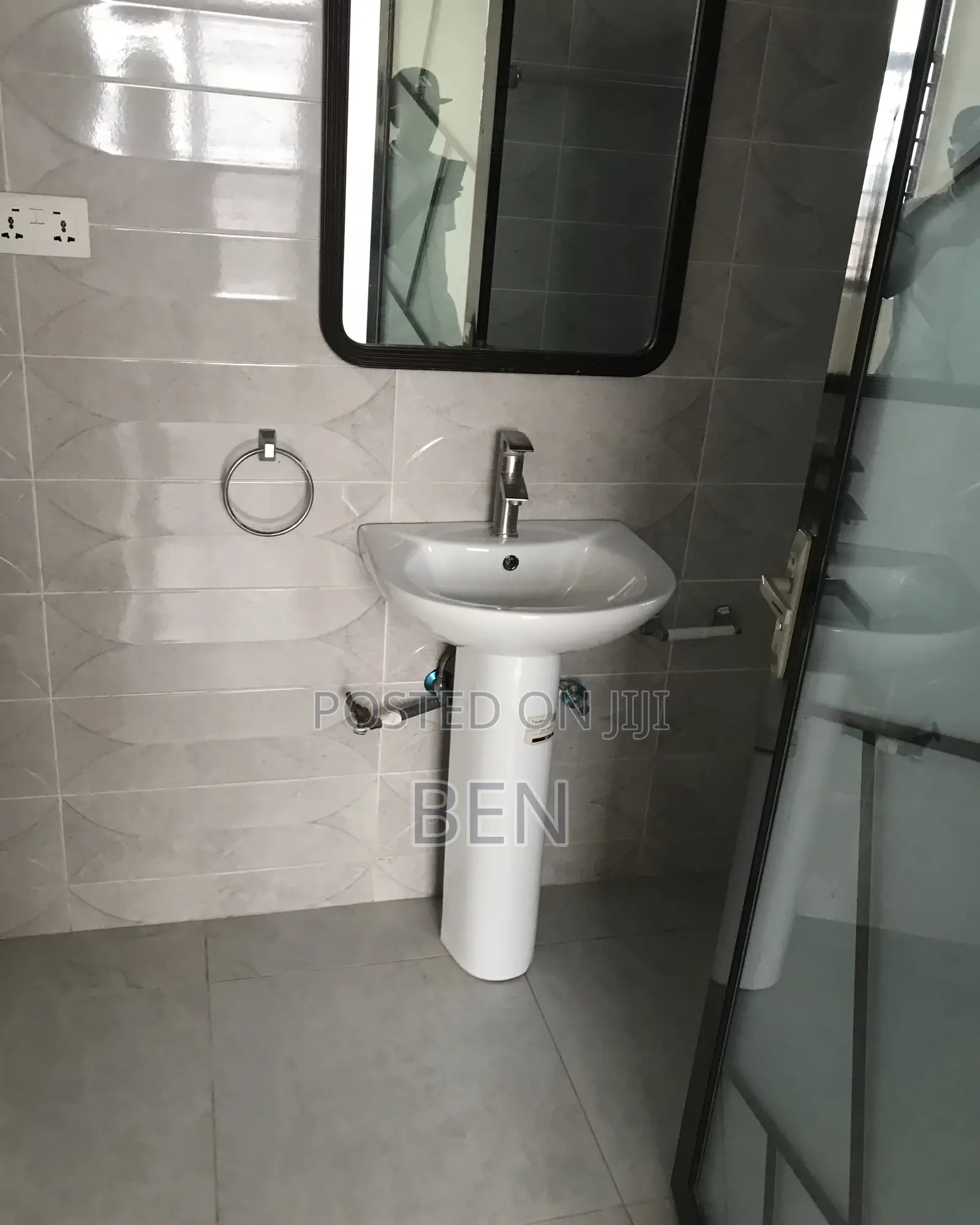 2bdrm Apartment in Lapaz Racecourse for rent