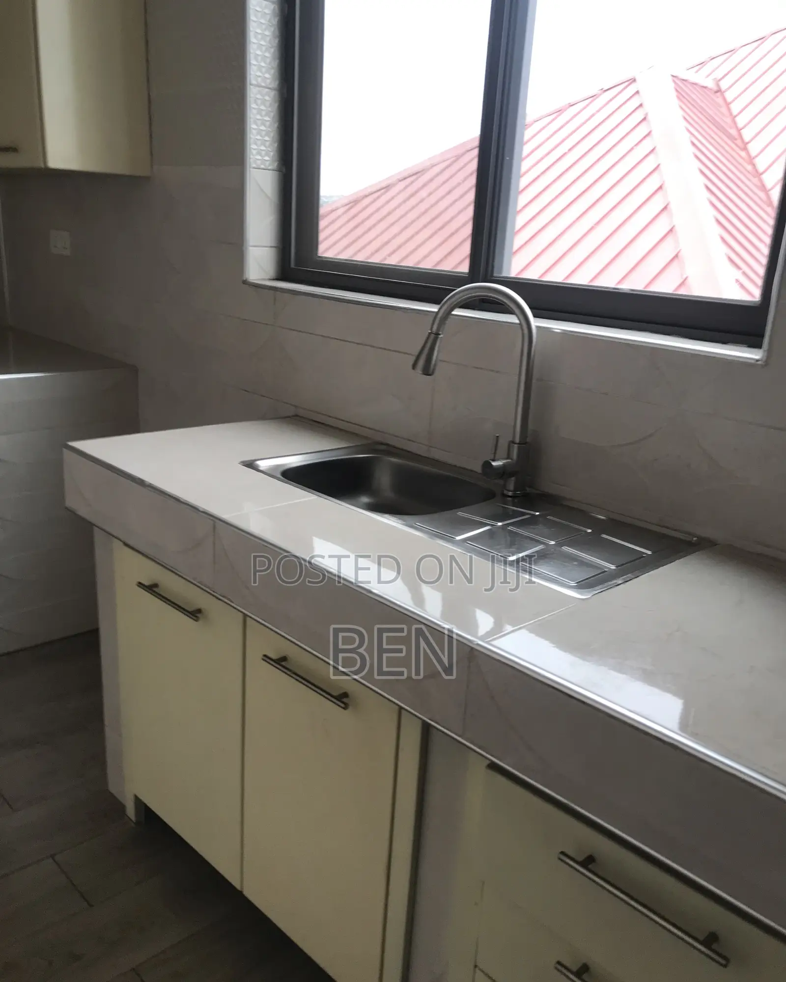 2bdrm Apartment in Lapaz Racecourse for rent