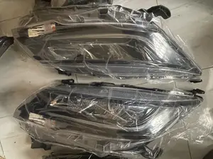 Toyota Rush 17-18 Headlight Pair