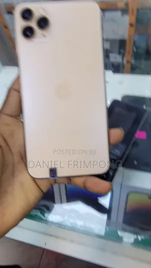Apple iPhone 11 Pro Max 64 GB Gold