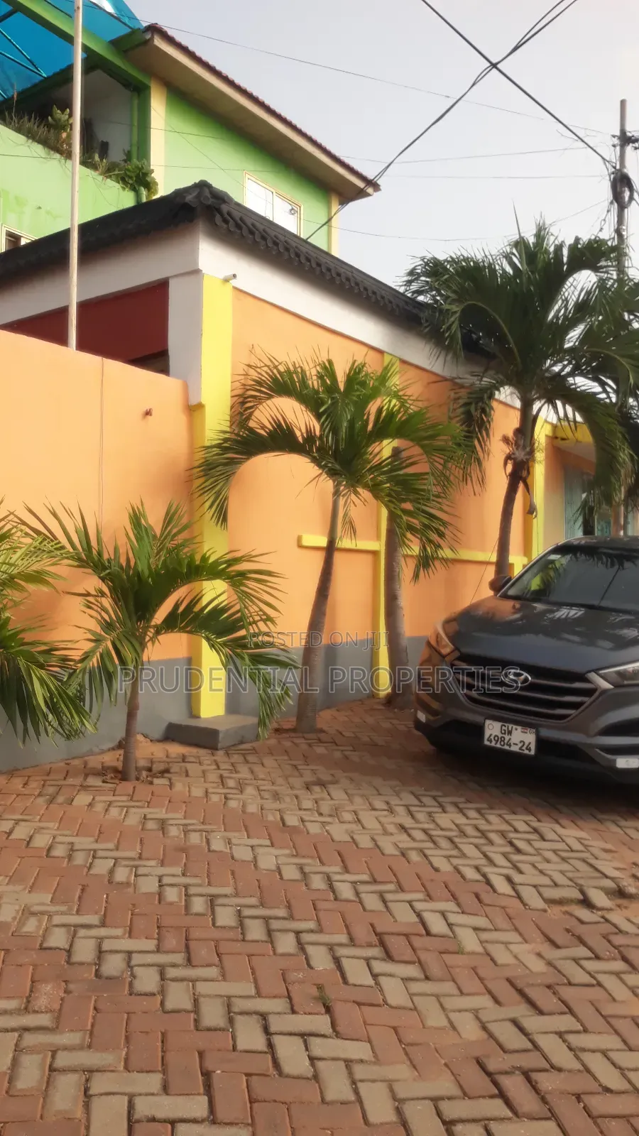17bdrm Block of Flats in North Kaneshie for sale