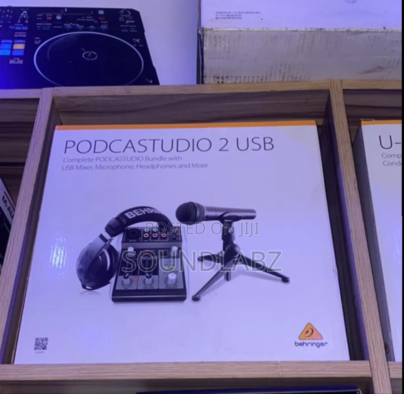 Behringer Podcastudio 2 Usb Complete Podcasting Bundle