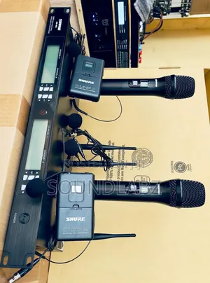 Shure Am-401 2hand And 2lapel Microphone