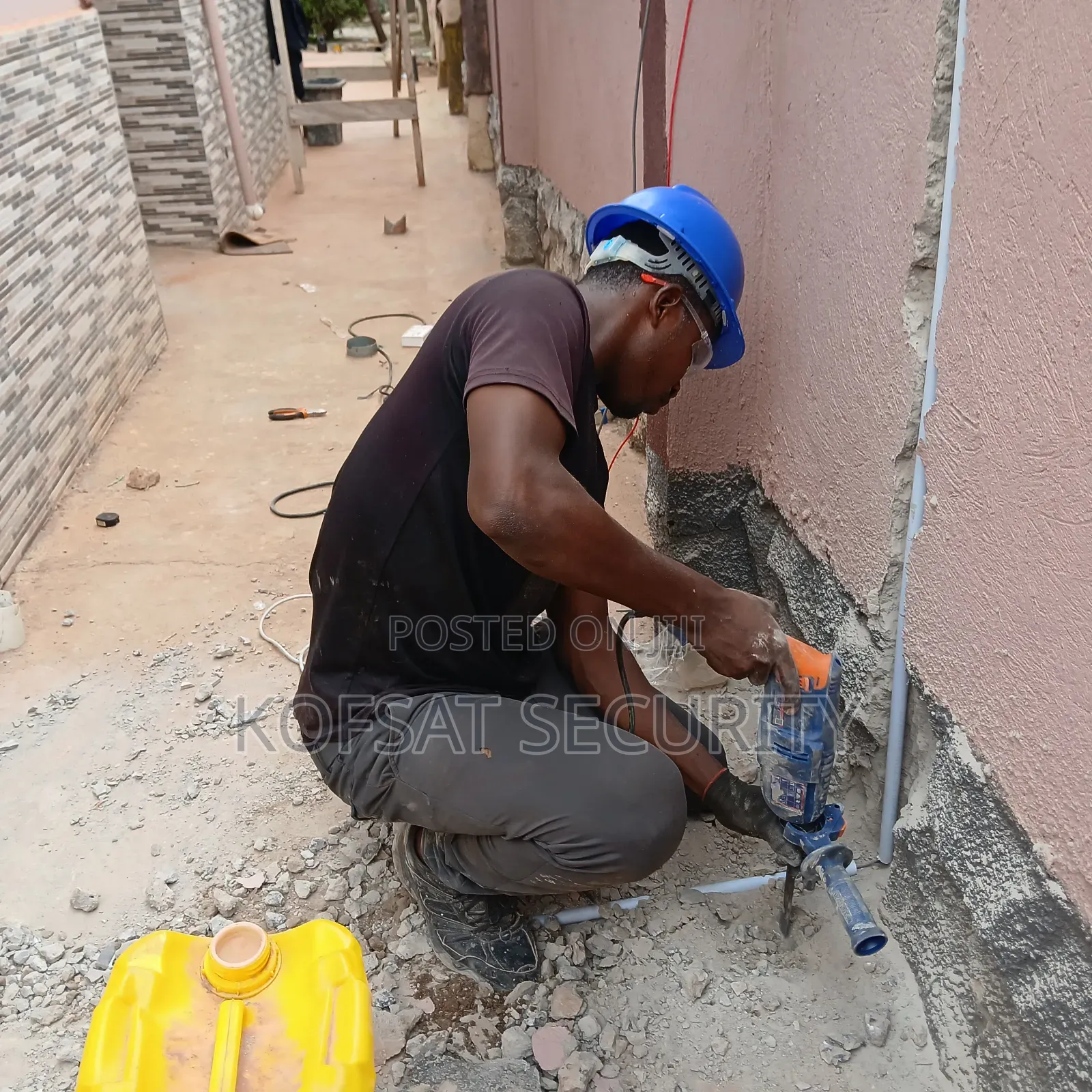 Electric Fence Technician
