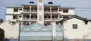 18bdrm Mansion in Accra Properties for sale