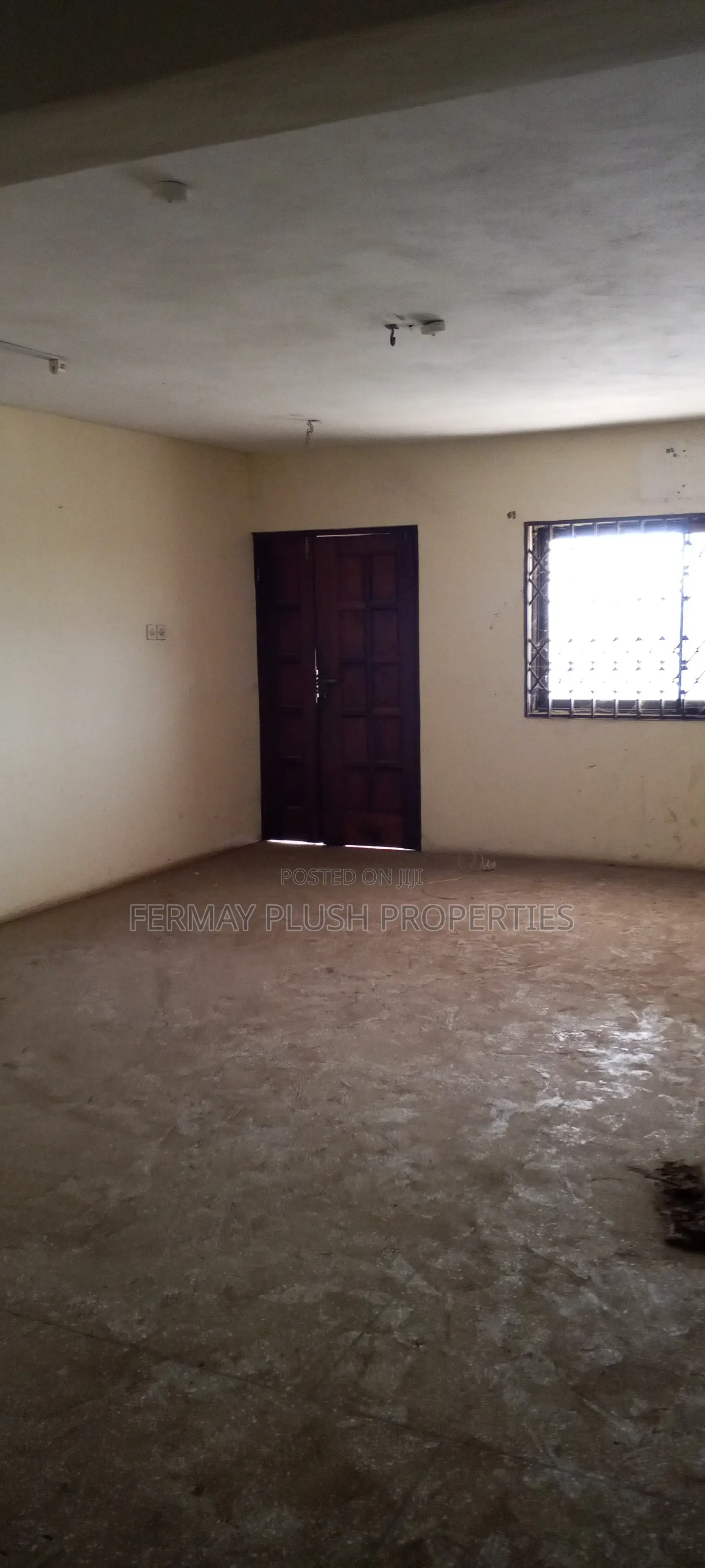 30 Rooms for Sale in Accra