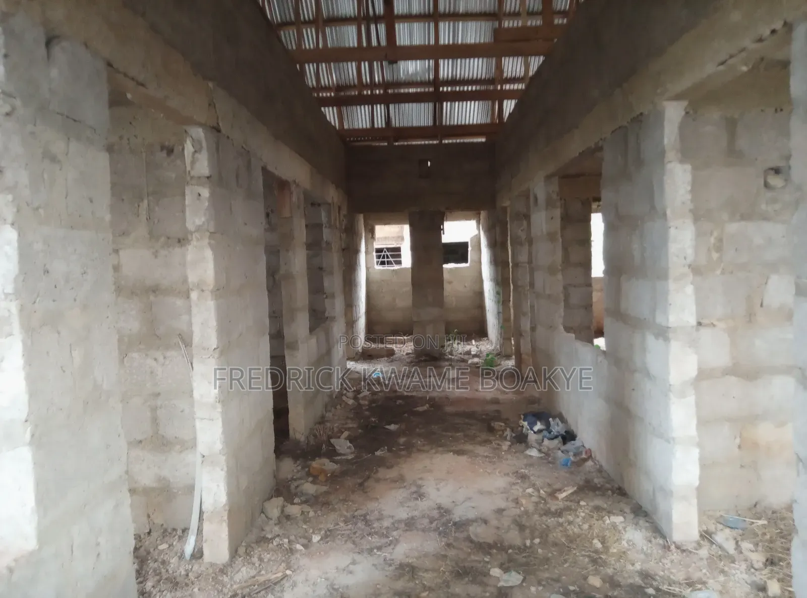 6bdrm House in 6 Bedrooms House For, Kumasi Metropolitan for sale