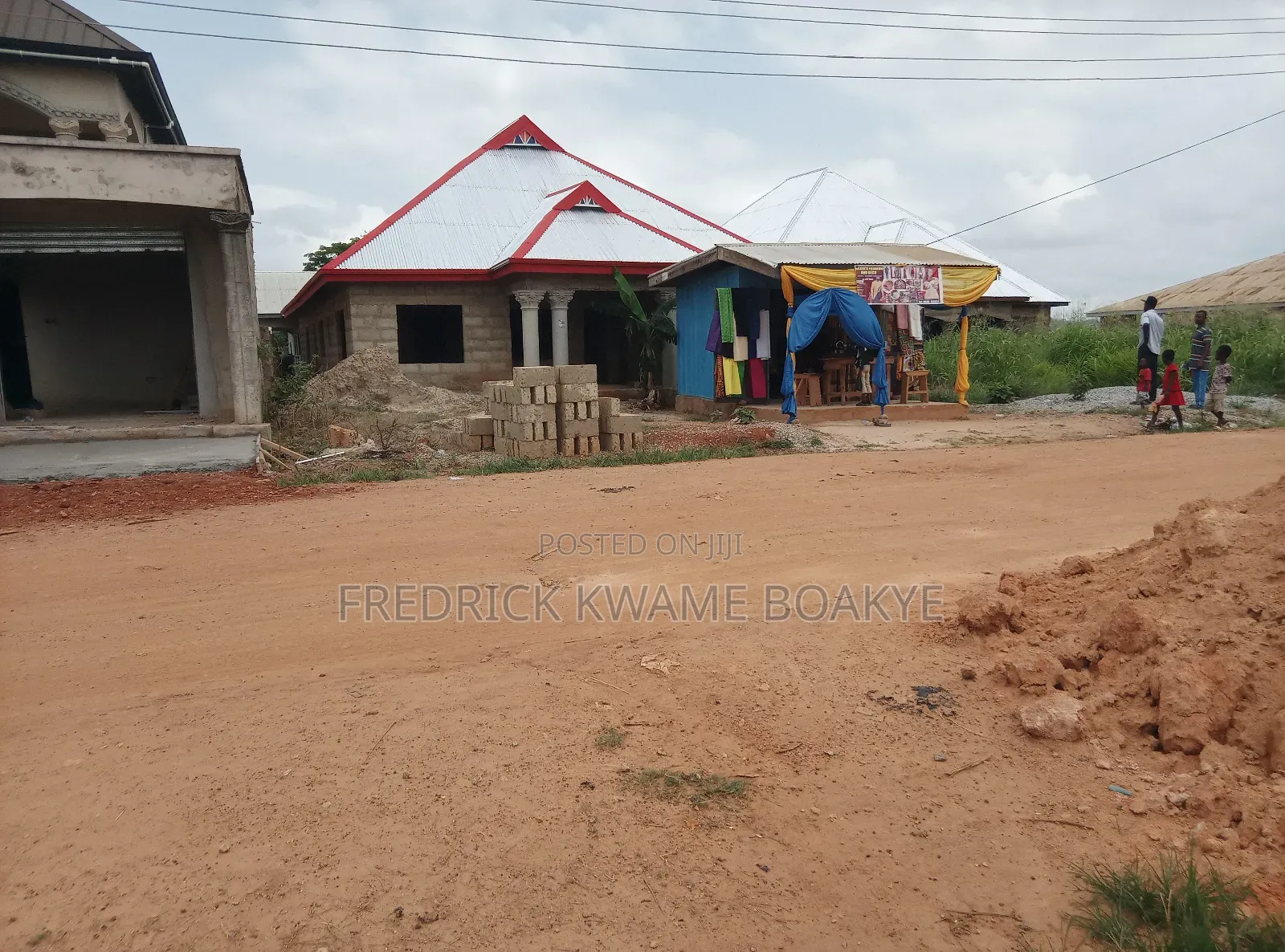 6bdrm House in 6 Bedrooms House For, Kumasi Metropolitan for sale