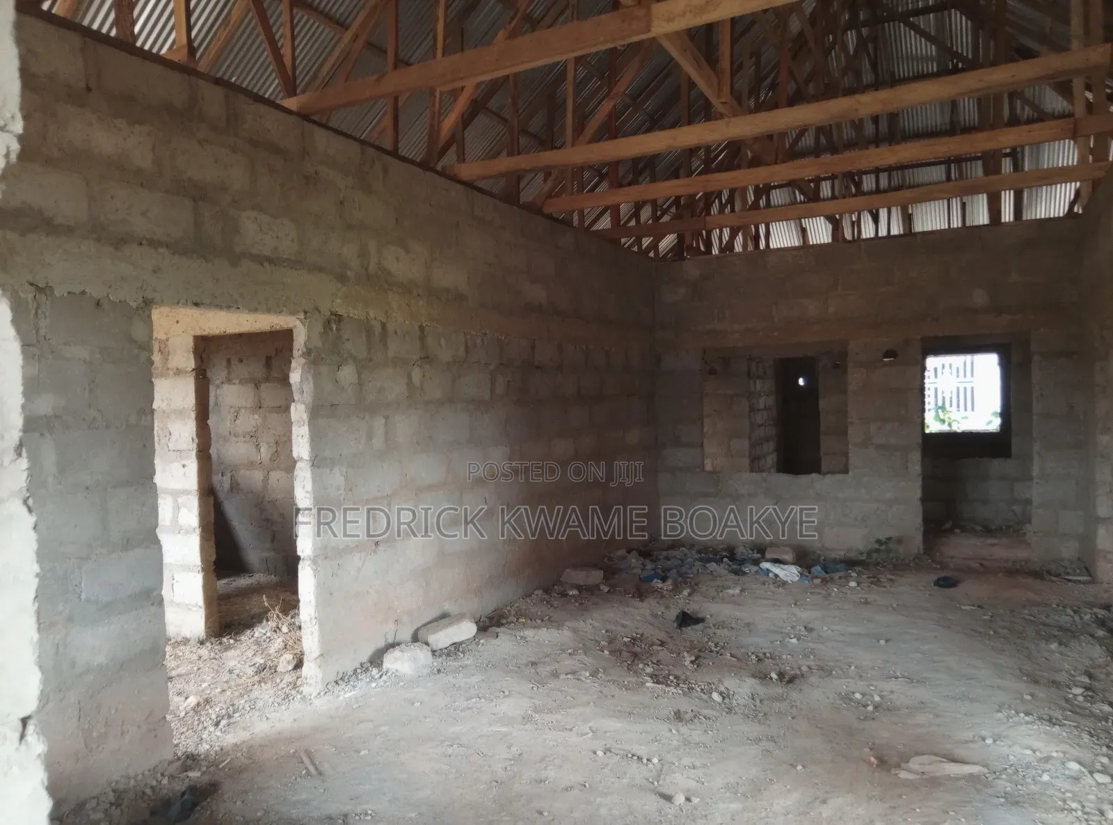 6bdrm House in 6 Bedrooms House For, Kumasi Metropolitan for sale
