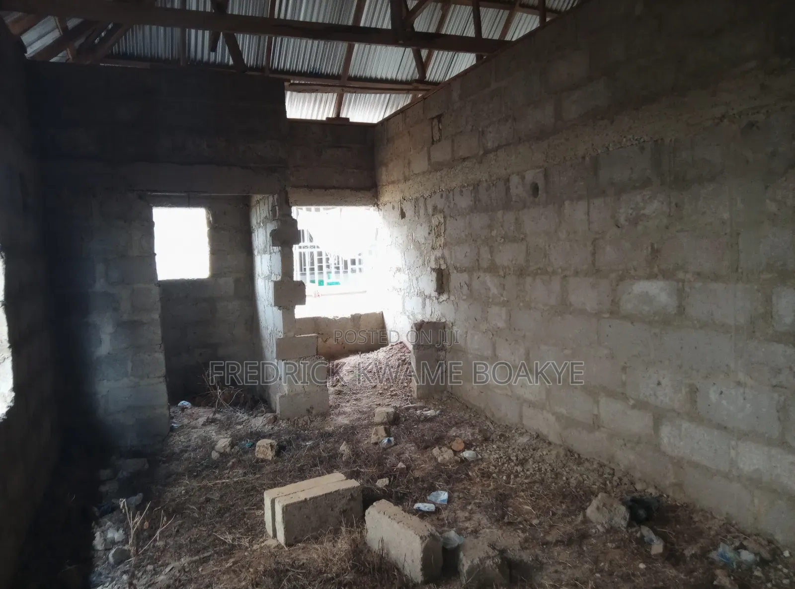 6bdrm House in 6 Bedrooms House For, Kumasi Metropolitan for sale