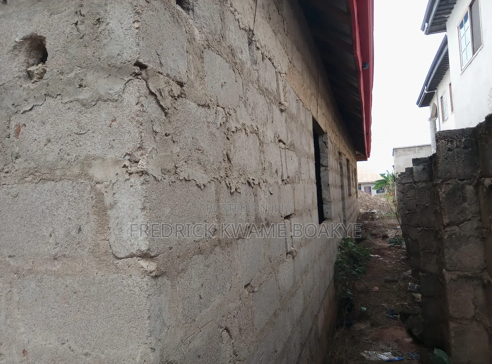 6bdrm House in 6 Bedrooms House For, Kumasi Metropolitan for sale