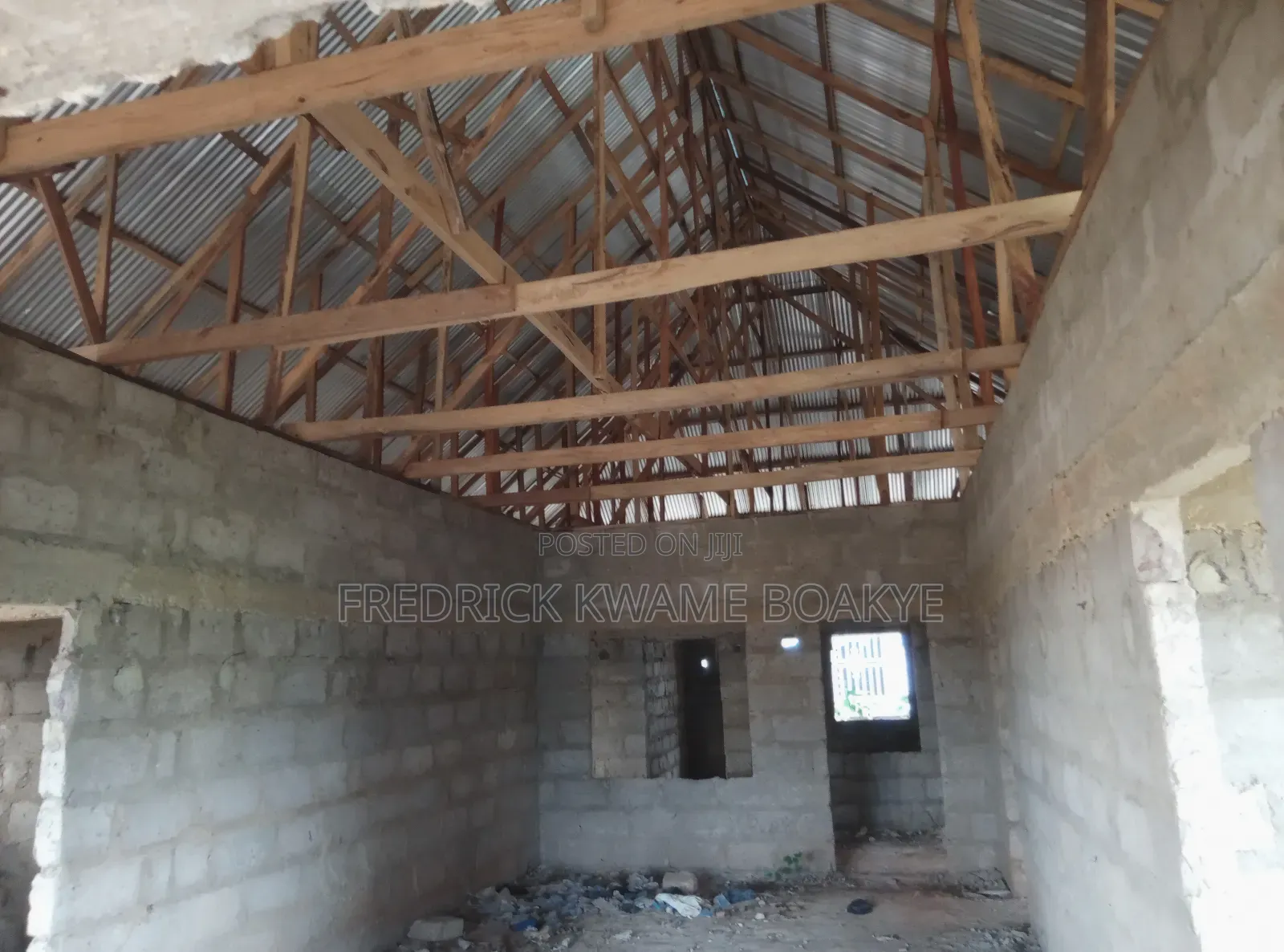 6bdrm House in 6 Bedrooms House For, Kumasi Metropolitan for sale