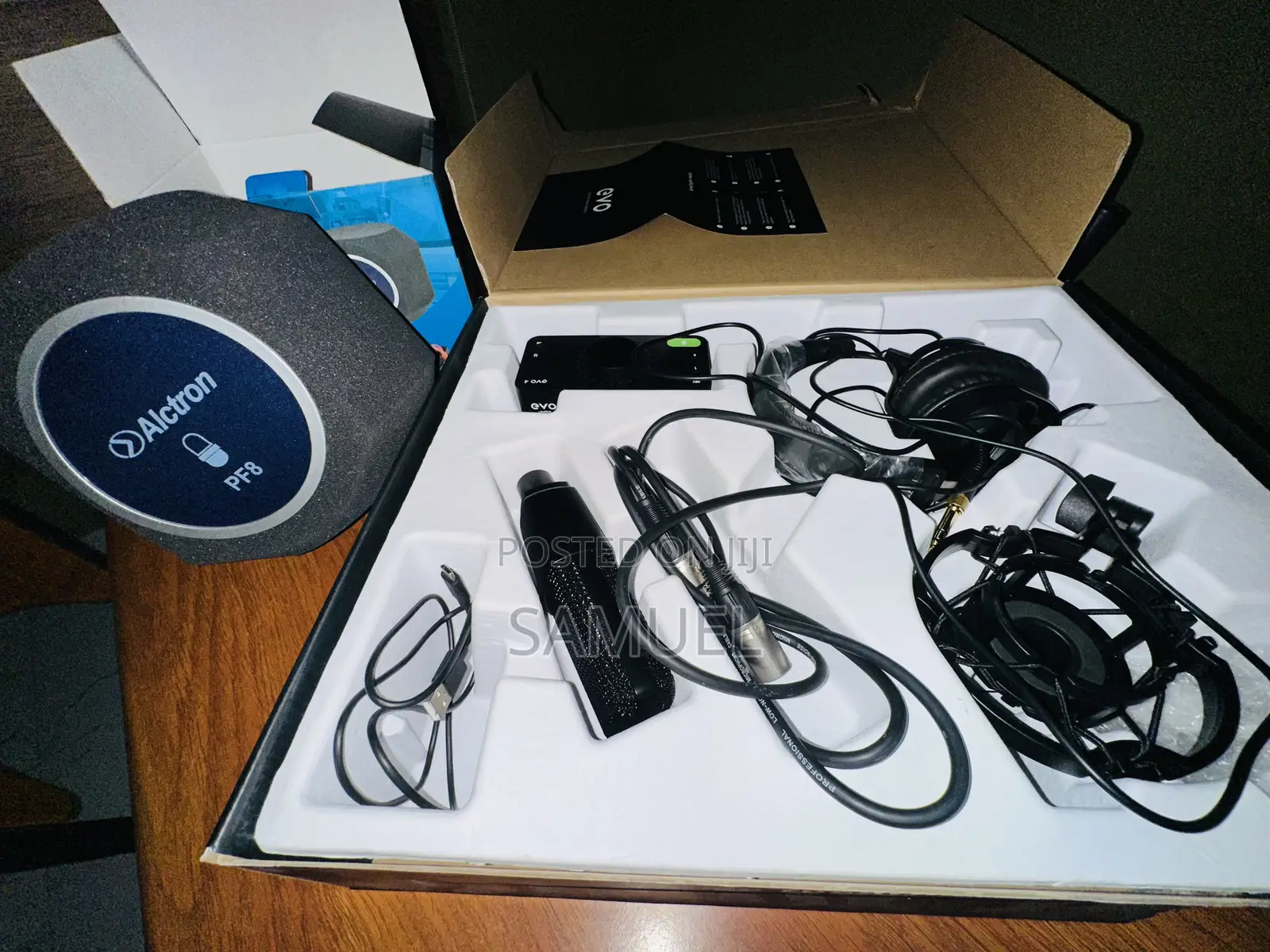 Audient Evo Recording Bundle + Pop Filter