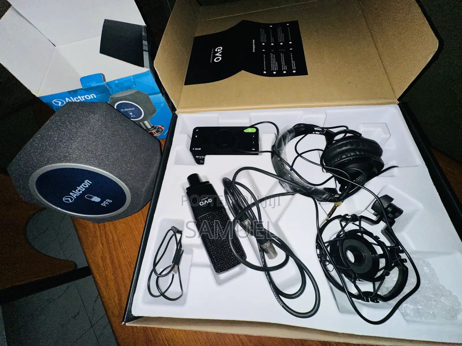 Audient Evo Recording Bundle + Pop Filter