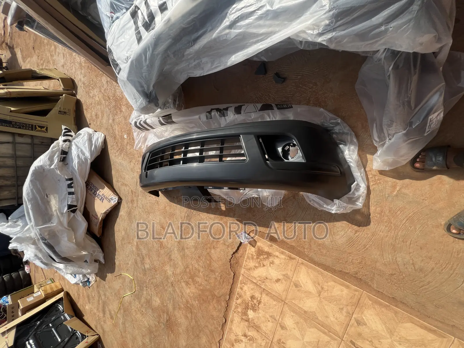 Versa 2007-2011 Front Bumper