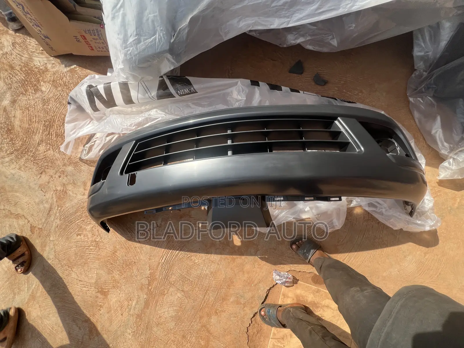 Versa 2007-2011 Front Bumper