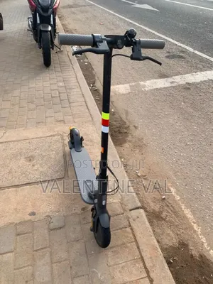 Scooter With Long Lasting Battery