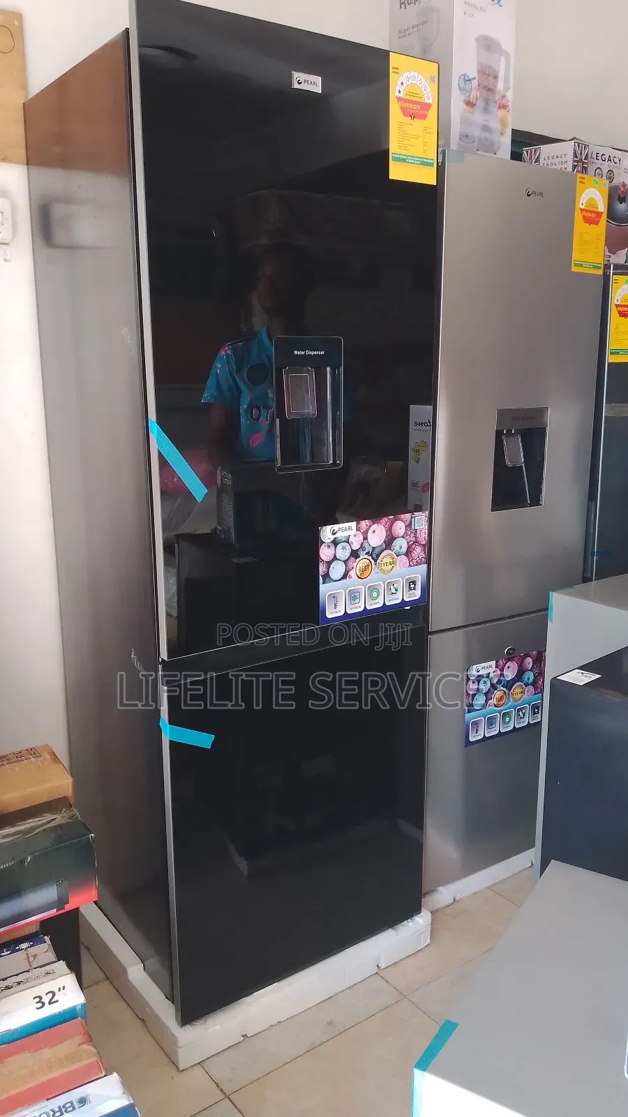 Pearl Fridge 309 L Blackish Mirror