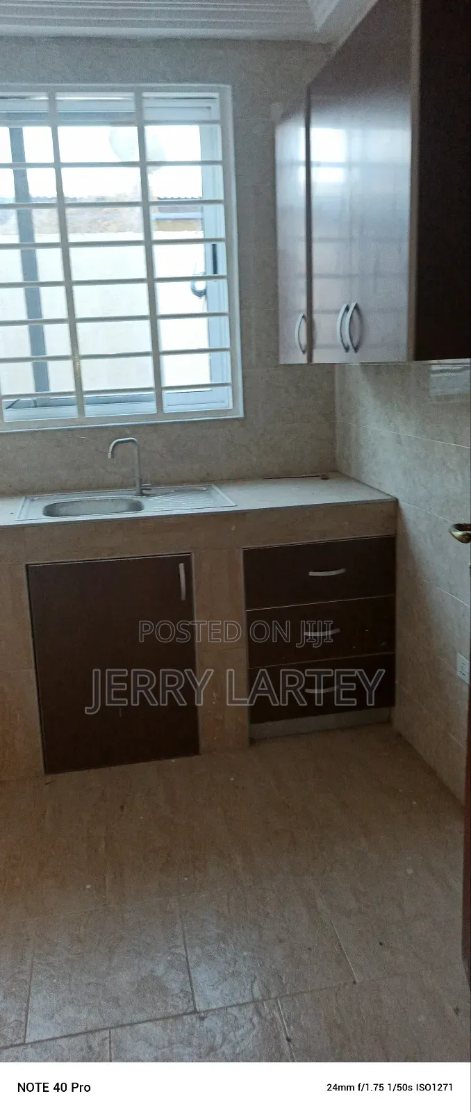 2bdrm Apartment in Dansoman Exhibition for rent