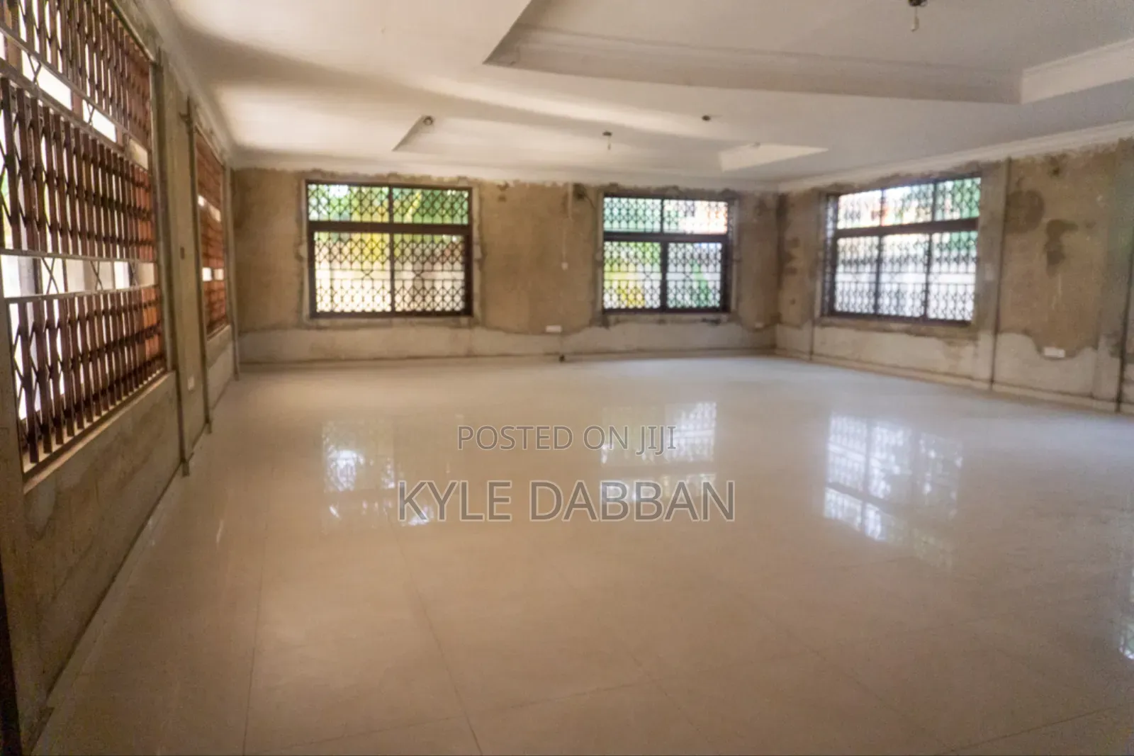 6bdrm House in Tema Metropolitan for sale