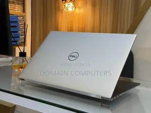 Laptop Dell Precision 15 5540 32GB Intel Core I9 SSD 1T