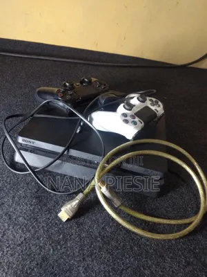 Sony Playstation 4 Slim