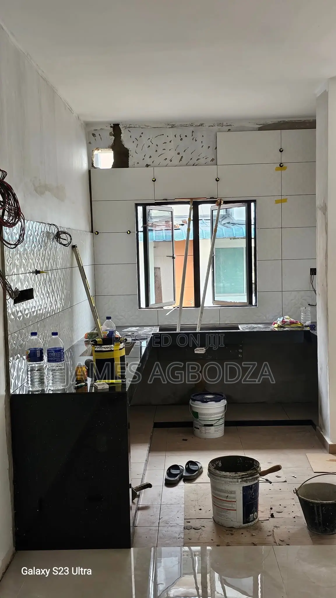 Master Tiler