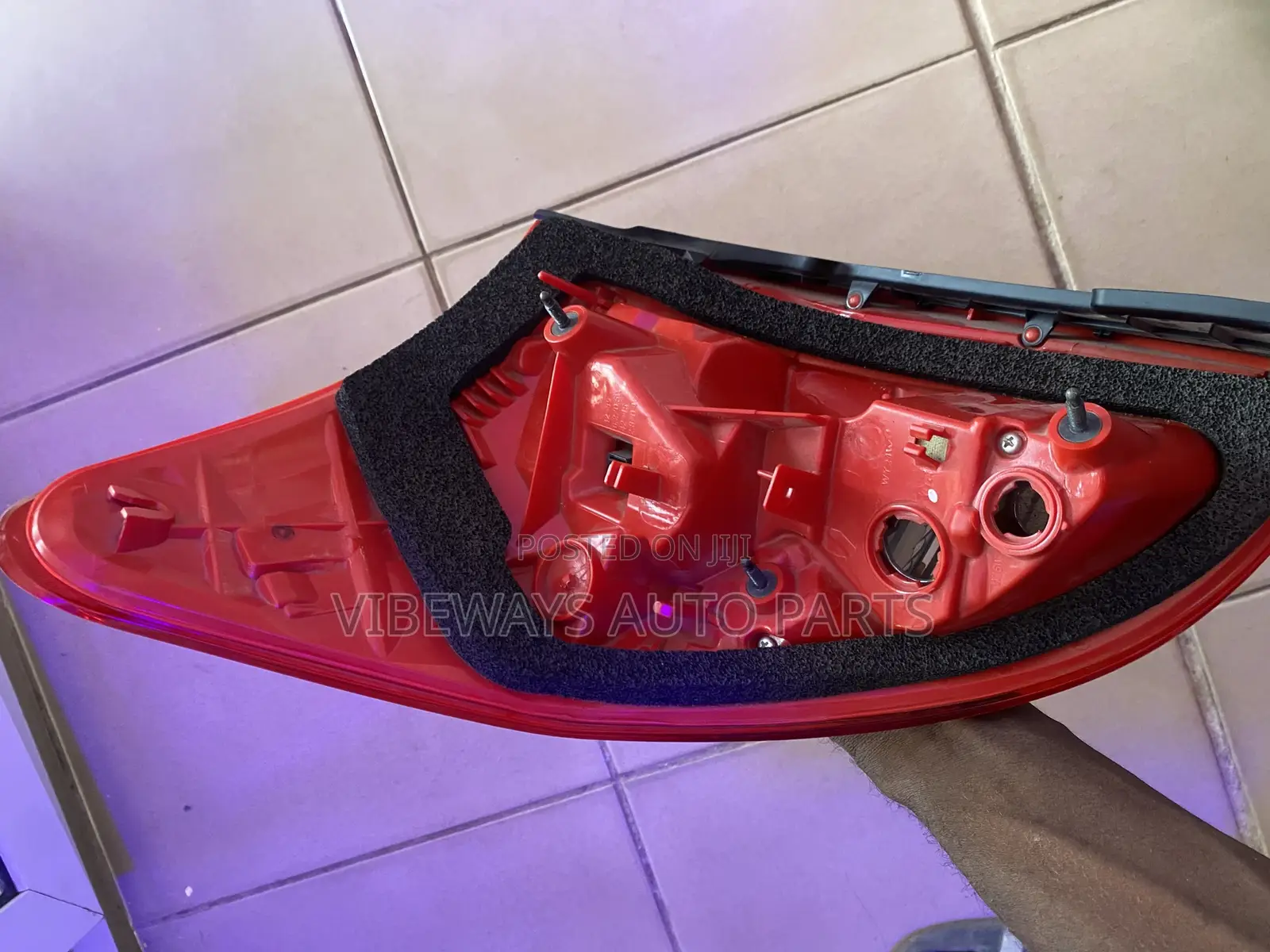 Toyota Rav4 2010-2012 Taillight Japan Type