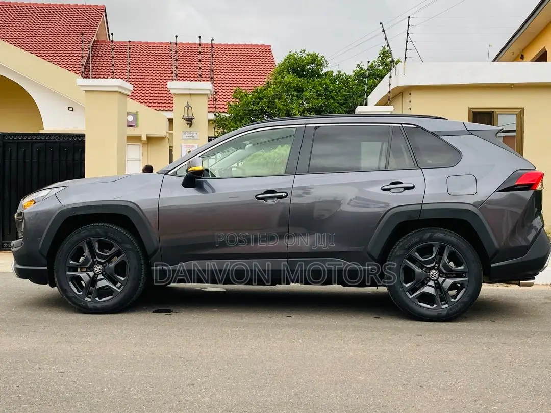 Toyota RAV4 Adventure 2022 Gray