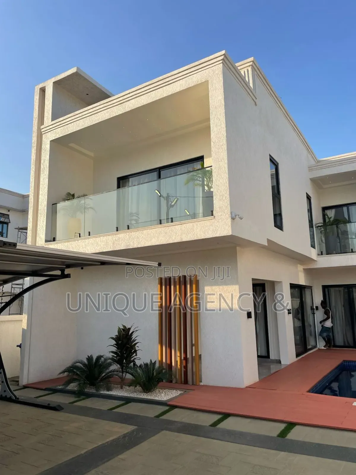 Furnished 4bdrm Duplex in East Legon for sale