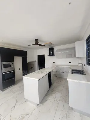3bdrm Townhouse / Terrace in East Legon Ogbojo, Accra Metropolitan