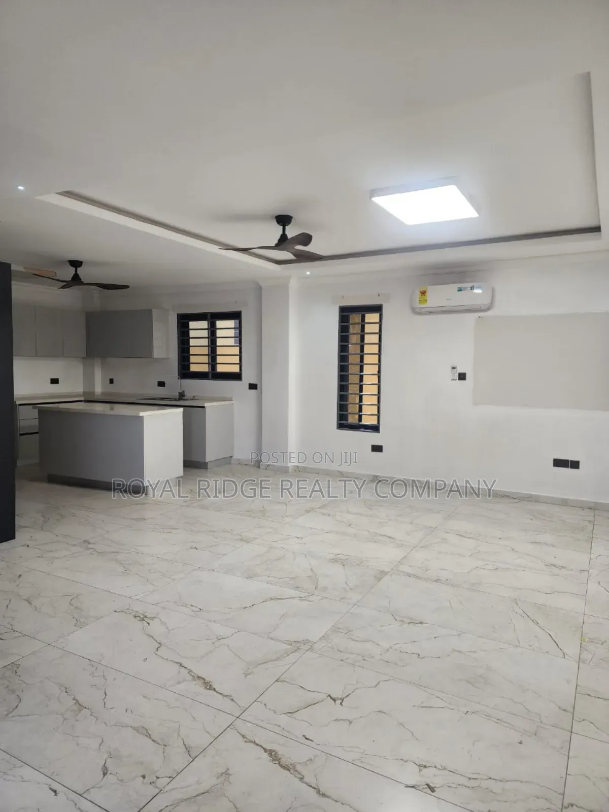 3bdrm Townhouse / Terrace in East Legon Ogbojo, Accra Metropolitan