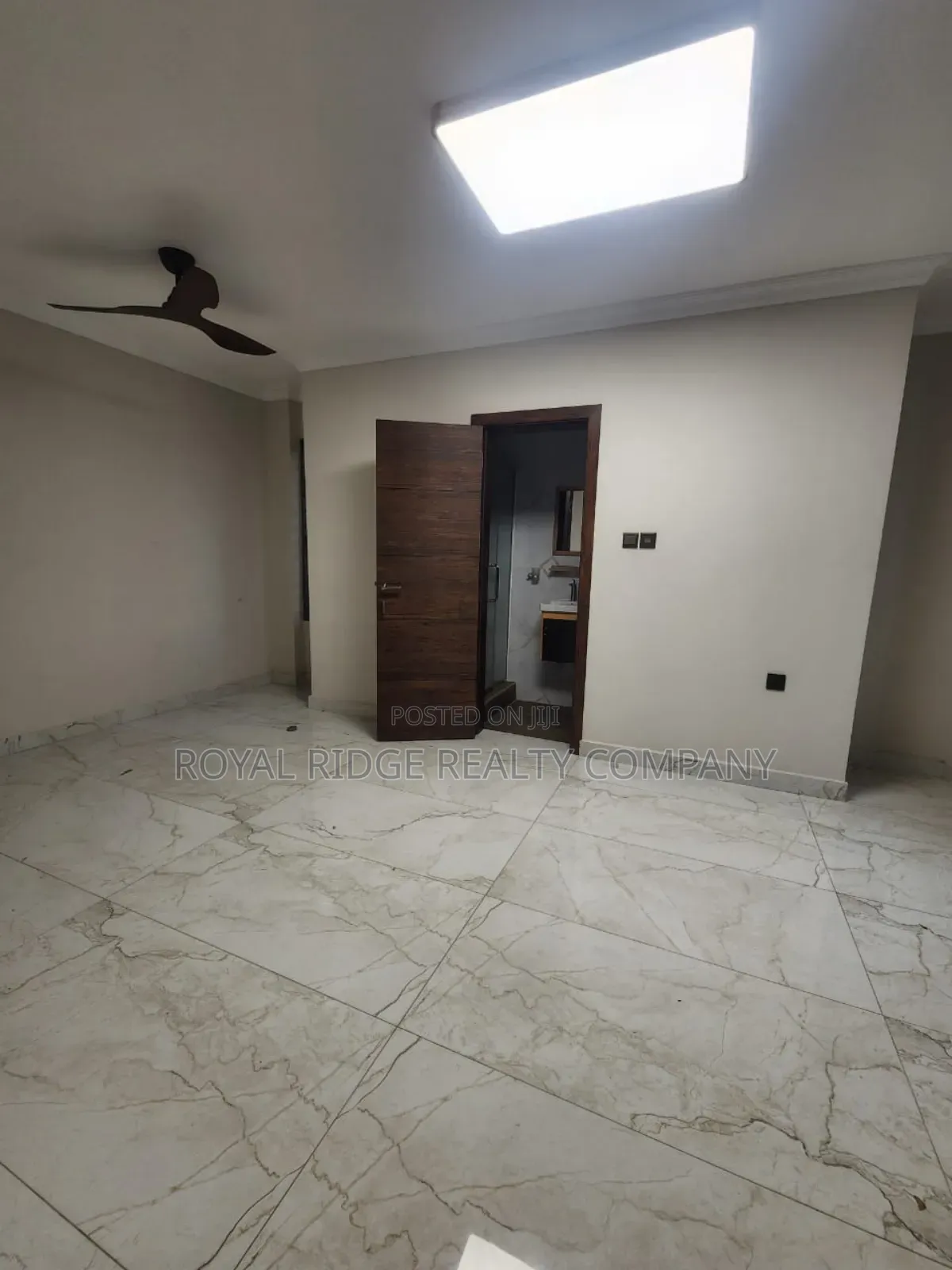 3bdrm Townhouse / Terrace in East Legon Ogbojo, Accra Metropolitan