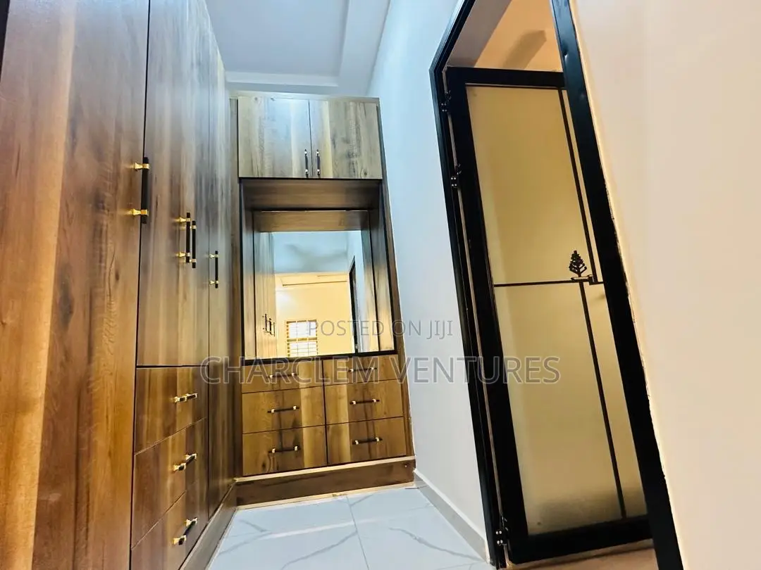 4bdrm House in Charclem Ventures, ECOMOG for sale