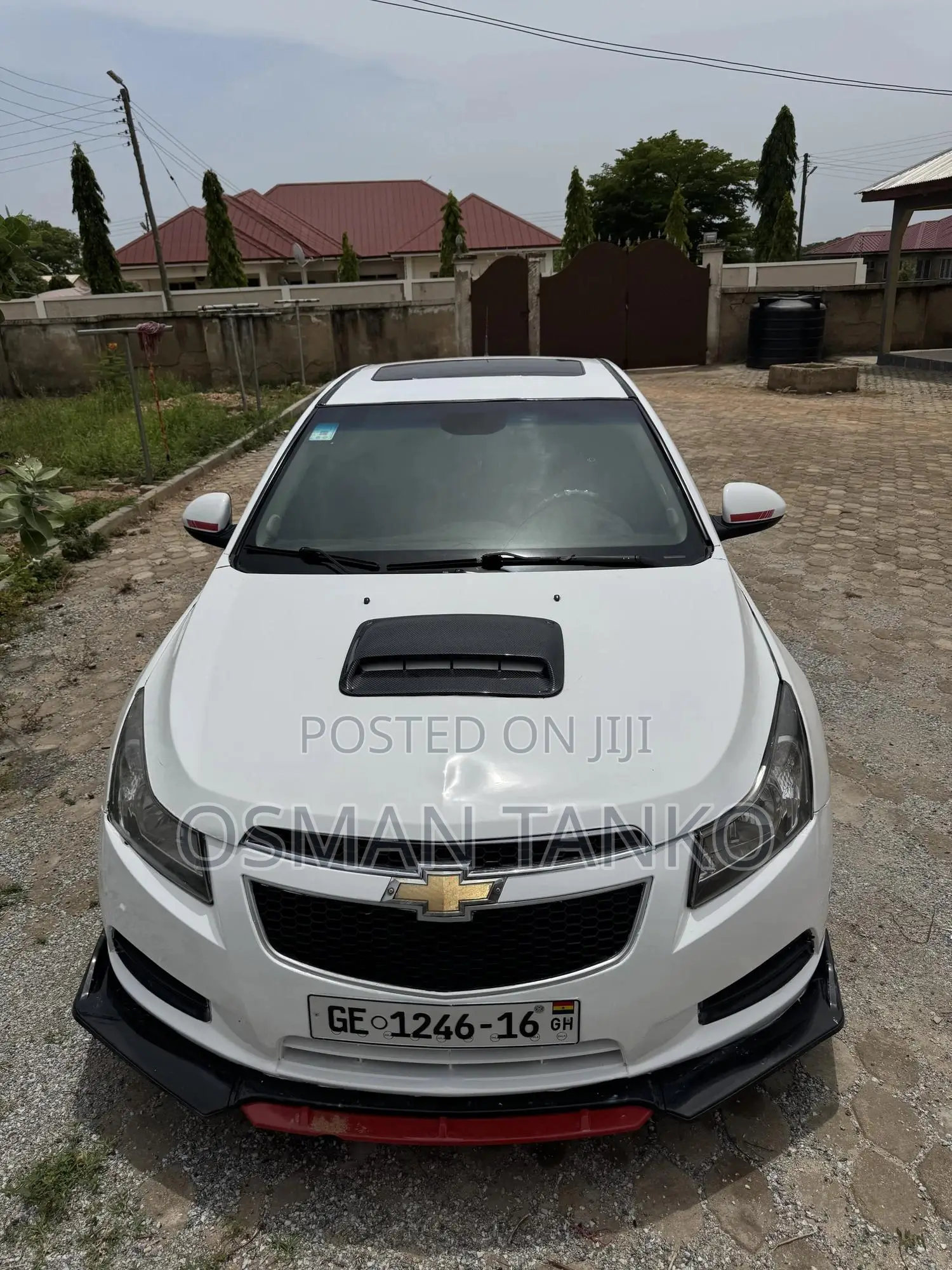 Chevrolet Cruze 1.6 Hatchback 2012 White