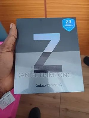 New Samsung Galaxy Z Fold 3 256 GB Gold