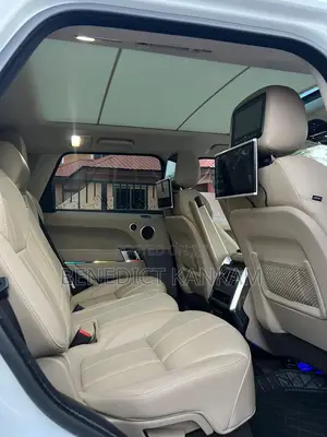 Land Rover Range Rover Sport SE 4x4 (3.0L 6cyl 8A) 2017 White
