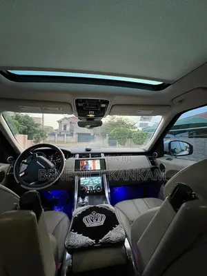 Land Rover Range Rover Sport SE 4x4 (3.0L 6cyl 8A) 2017 White