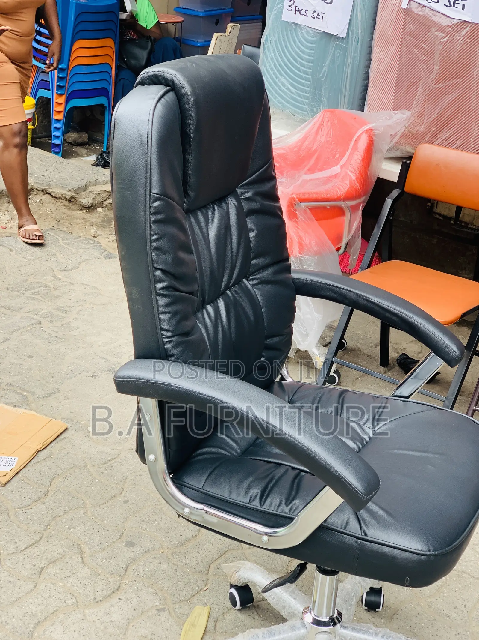 Black Senior Office Chair