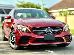 Photo - Mercedes-Benz C300 Base C300 AWD 4MATIC Sedan 2019 Red